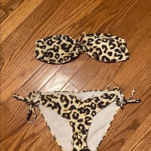 Leopard bikini